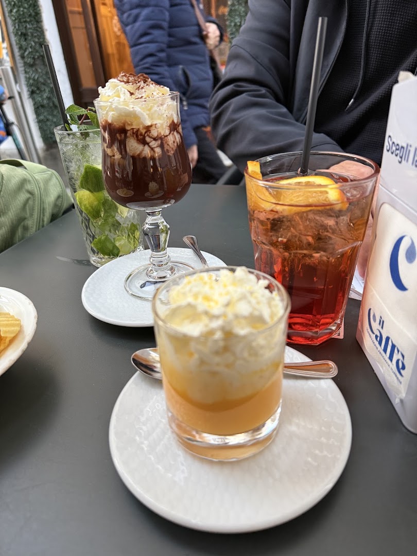 Gilda Lounge Bar Caffetteria · Foto 20